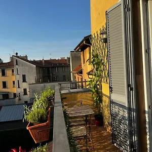 https://apt-white-cactus-house.italymilanhotels.net