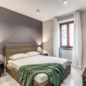R22 Apartment